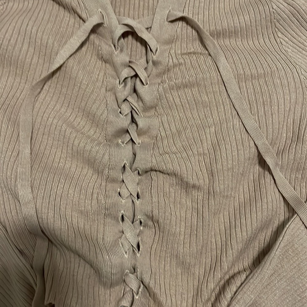 H&M Divided Ribbed Crop Top - Picture 3 of 3